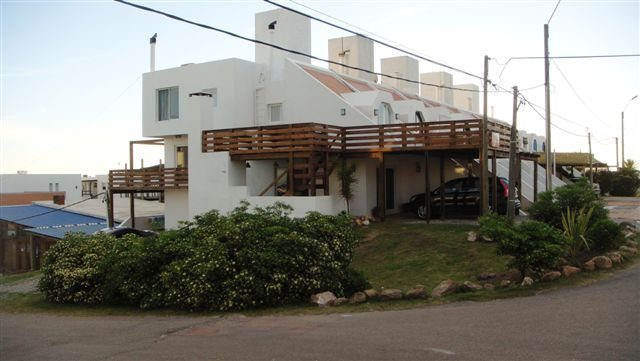 Facade of Altibajos — La Barra, La Barra
