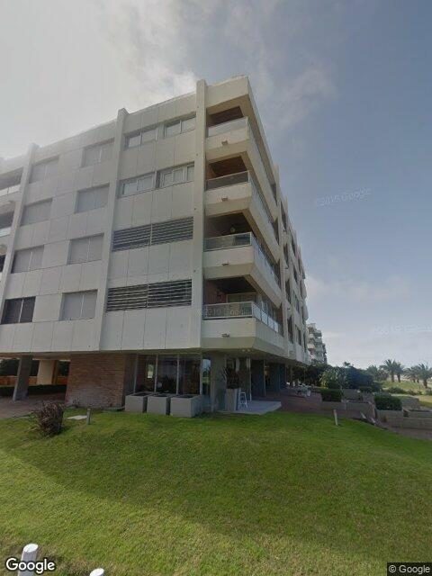 Fachada de Arkontes — Playa Brava, Punta del Este