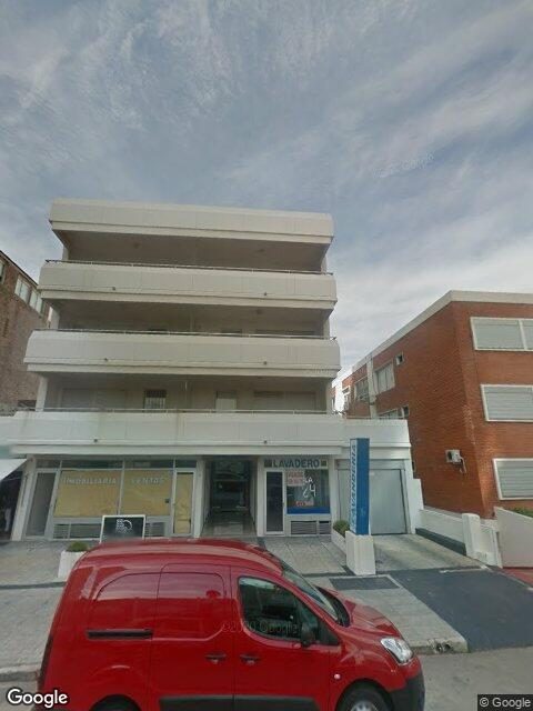 Fachada de Caxambu — Península, Punta del Este