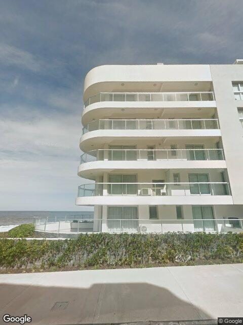 Fachada de Edificio Acumen — Península, Punta del Este