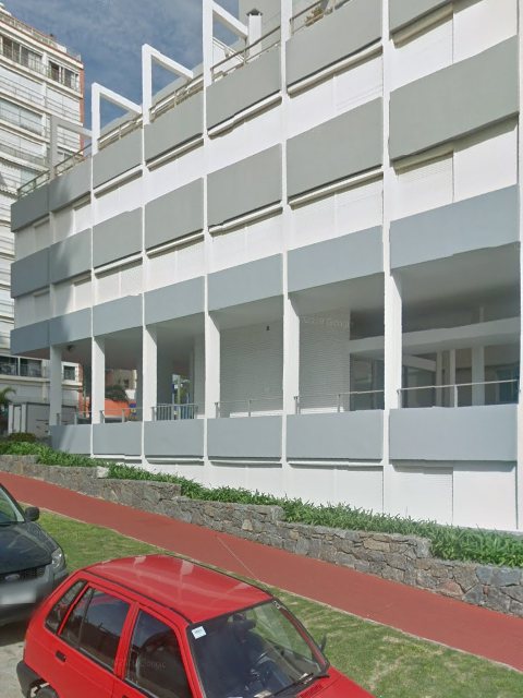 Fachada de Albatros — Península, Punta del Este