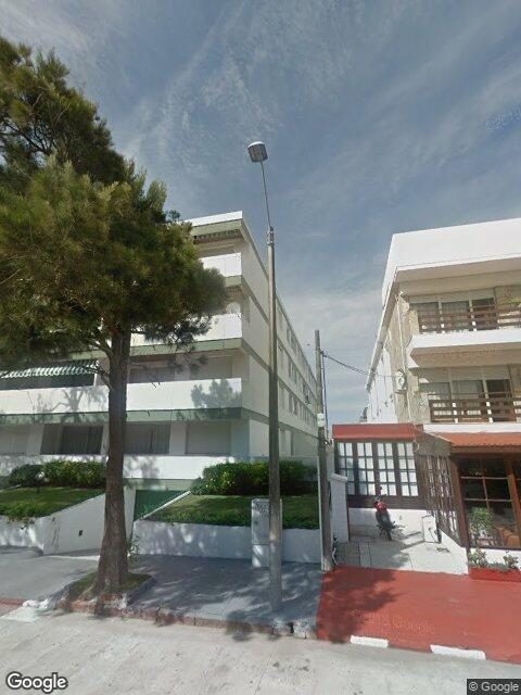 Fachada de Edificio Alerces Plaza — Península, Punta del Este