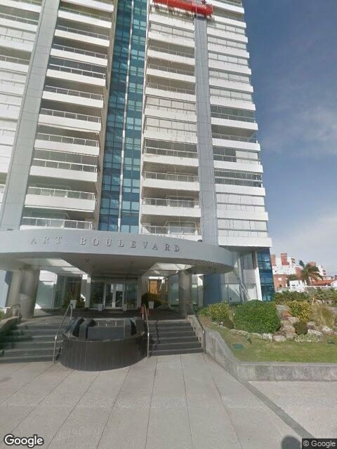 Fachada de Edificio Art Boulevard — Playa Mansa, Punta del Este