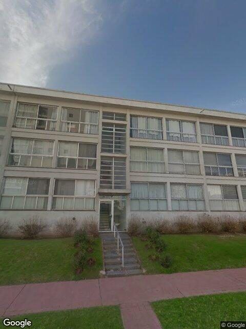 Fachada de Edificio Bahia — Playa Mansa, Punta del Este