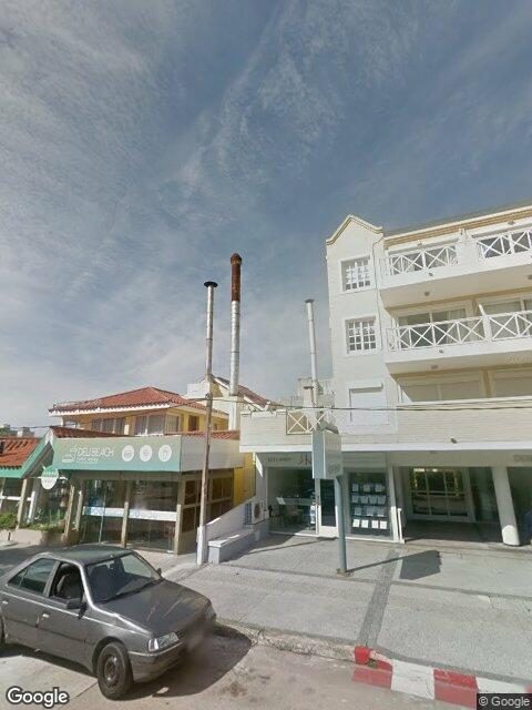 Fachada de Edificio Barbados — Península, Punta del Este