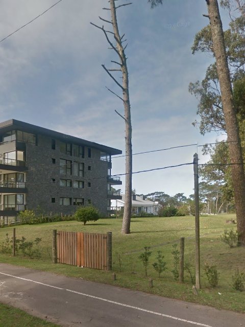 Façade de Be House — San Rafael, Punta del Este