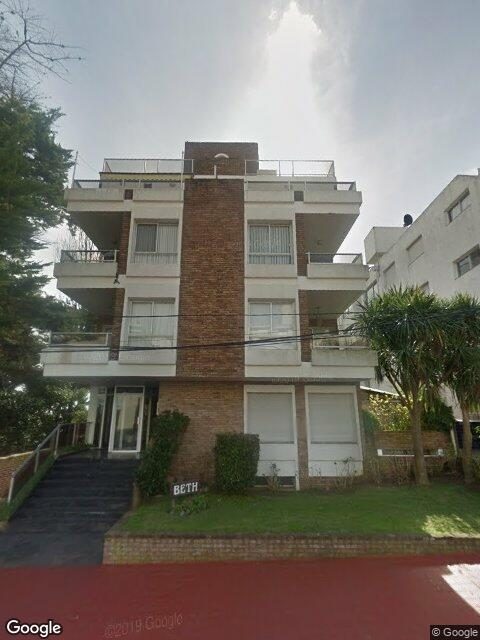Fachada de Edificio Beth — Península, Punta del Este