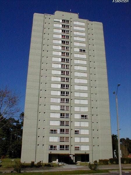 Edifício Bora Bora — Av. Roosevelt, Punta del Este