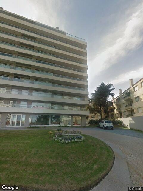 Fachada de Edificio Brava Biarritz — Playa Brava, Punta del Este
