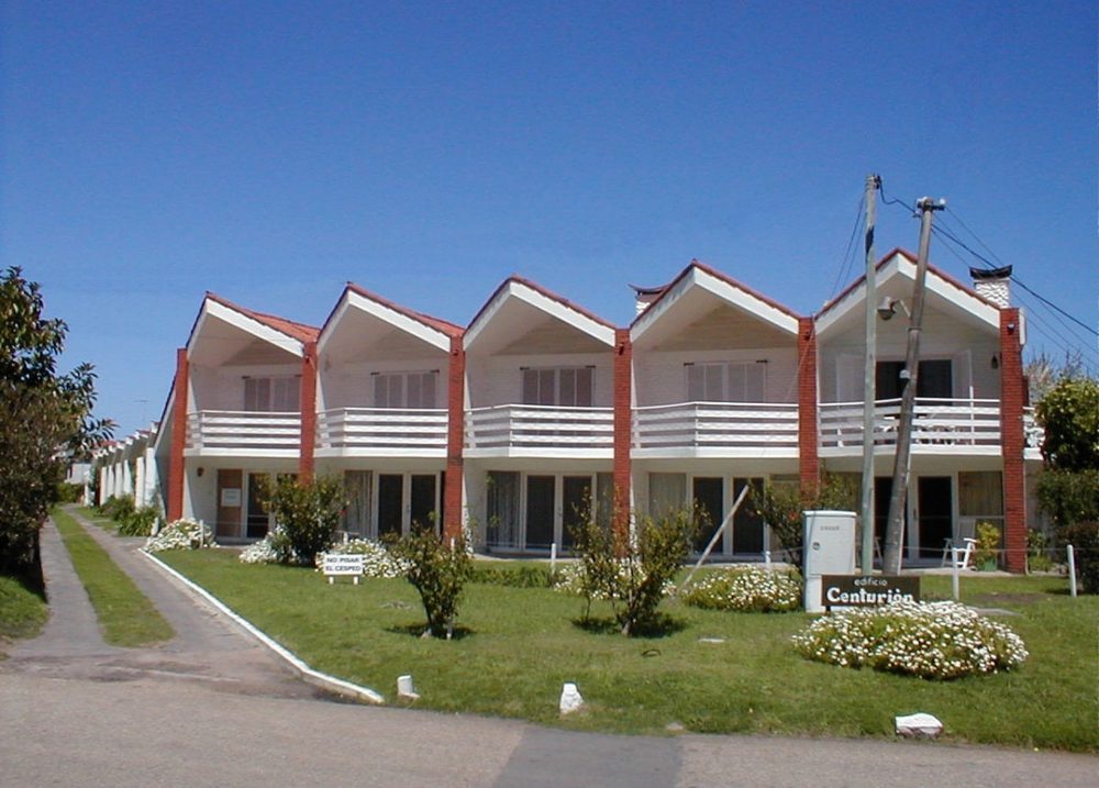 Fachada de Centurion — Playa Brava, Punta del Este