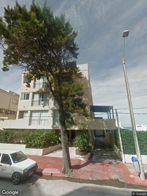 Fachada de Edificio Costa Esmeralda — Península, Punta del Este