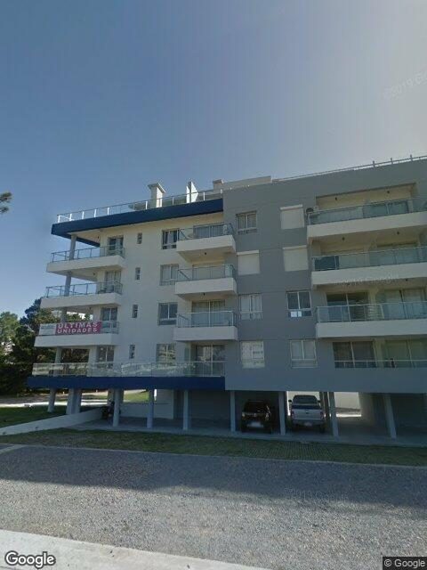 Fachada de Edificio Deep Blue — Aidy Grill, Punta del Este