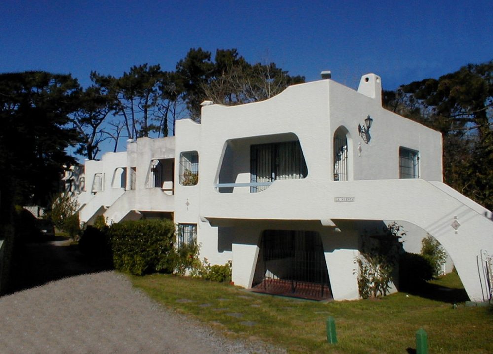 Fachada de Eivissa — Playa Mansa, Punta del Este