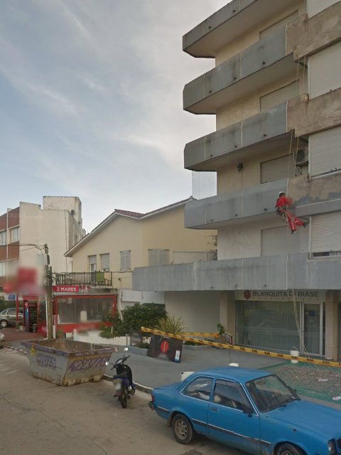 Fachada de Ensenada — Península, Punta del Este