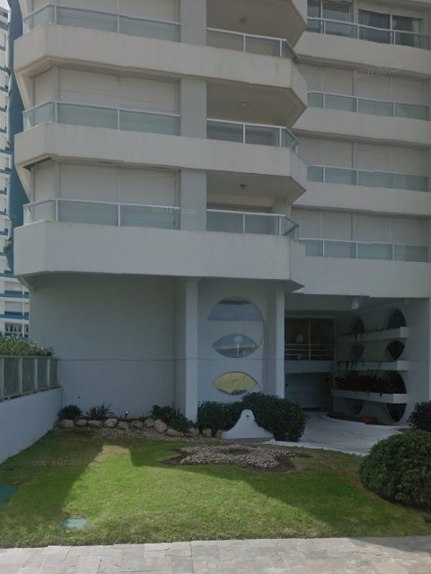 Fachada do Edifício Estrella de Mar — Playa Brava, Punta del Este