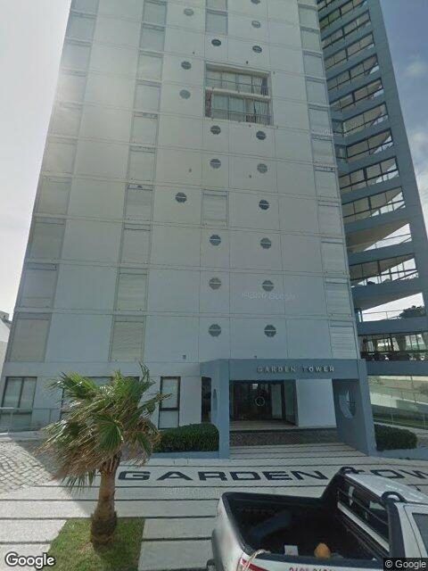 Fachada de Edificio Garden Tower — Península, Punta del Este