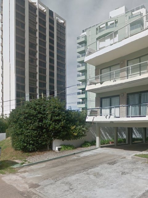 Fachada de Gauguin — Playa Brava, Punta del Este