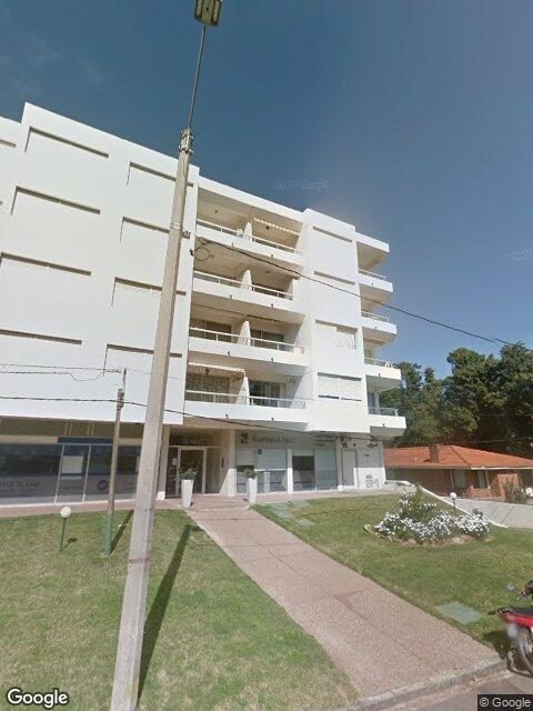 Fachada de Edificio Geneve — Av. Roosevelt, Punta del Este