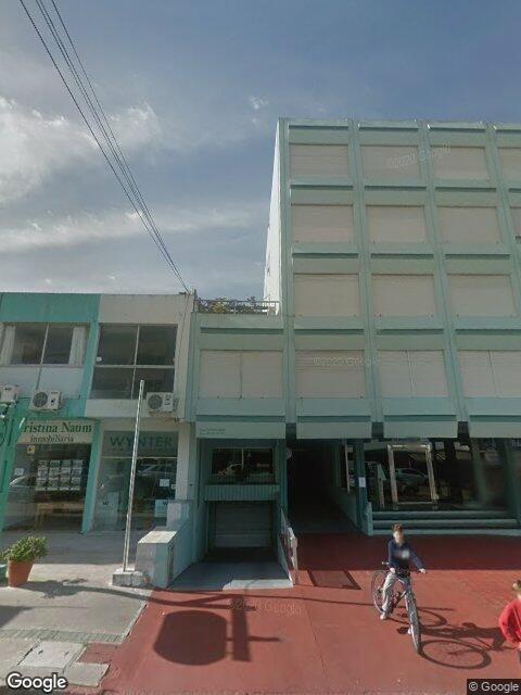 Fachada de Edificio Gramados — Península, Punta del Este