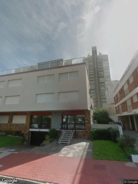 Fachada de Edificio Las Palmas — Península, Punta del Este