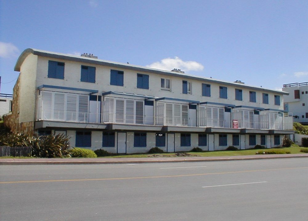 Fachada de Las Rocas — Península, Punta del Este