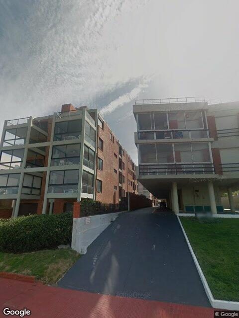 Fachada de Edificio Mistral II — Península, Punta del Este