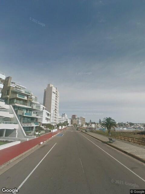 Fachada de Edificio Porto Scala — Puerto, Punta del Este