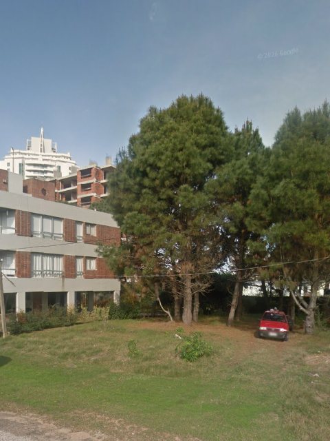 Façade de Proa VI — Aidy Grill, Punta del Este