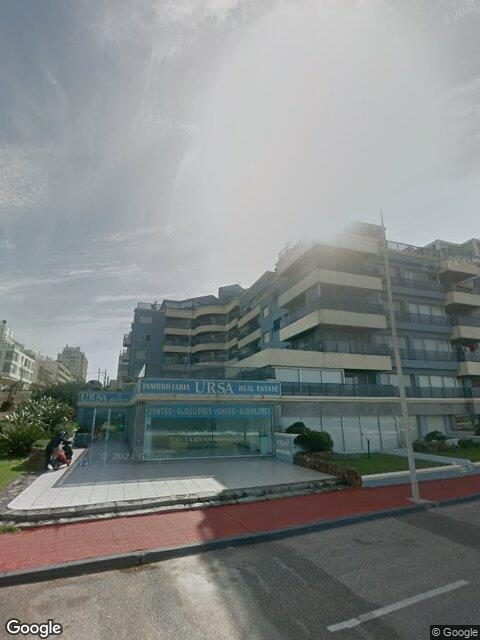 Fachada de Edificio Puerto Lobos — Península, Punta del Este