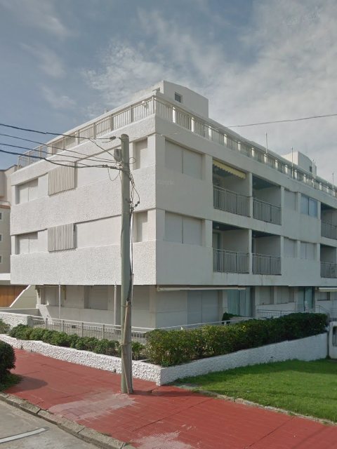 Façade de Rhodas — Península, Punta del Este