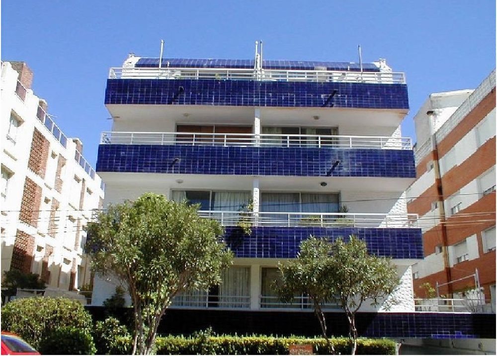 Fachada de Saint Michel — Península, Punta del Este