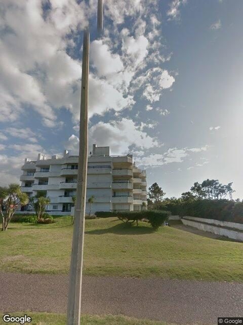 Fachada de Edificio Son Vida — Pinares, Punta del Este