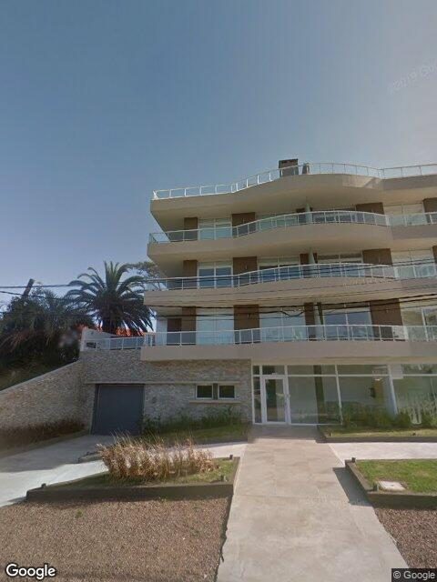 Fachada de Edificio Tango jardin — Playa Mansa, Punta del Este