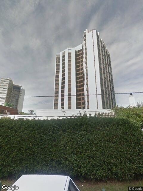 Fachada de Edificio Torre Cristal — Playa Brava, Punta del Este
