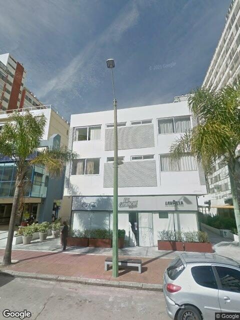 Fachada de Edificio Tortugas — Península, Punta del Este