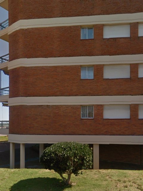 Facade of Whiskonsin — Pinares, Playa Mansa, Punta del Este
