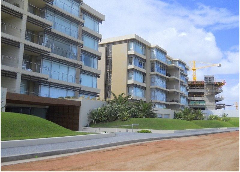 Facade of Espacio l y ll — Playa Brava, Punta del Este