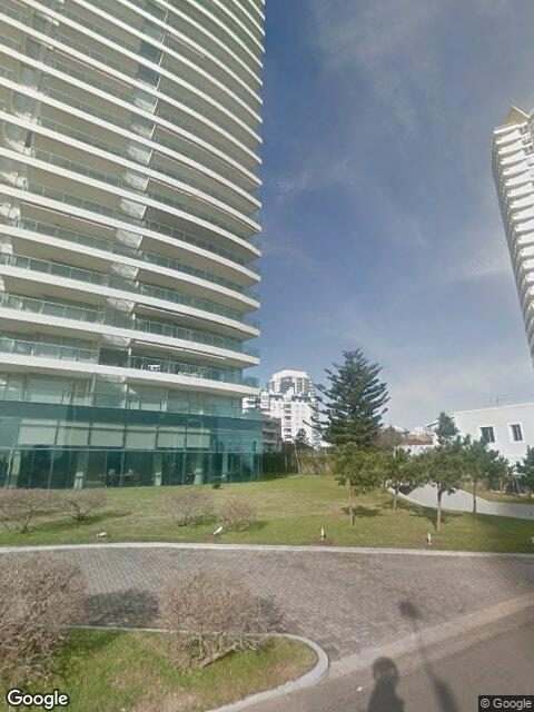 Fachada de Gala Tower — Playa Mansa, Punta del Este