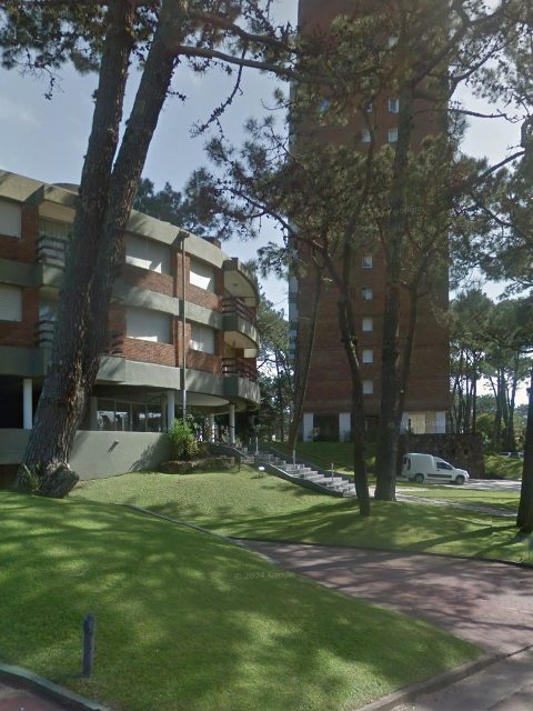 Facade of Building Midas - Arcobaleno — Playa Mansa, Punta del Este
