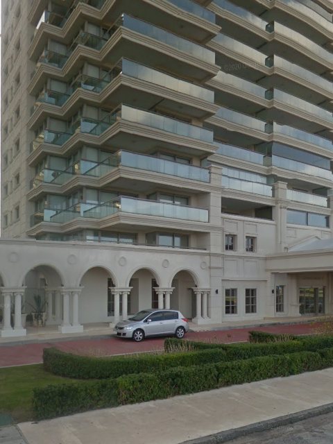 Facade of Building Parquemar Center — Playa Brava, Punta del Este