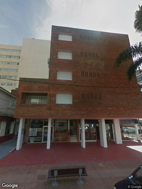 Fachada de Riazor — Península, Punta del Este