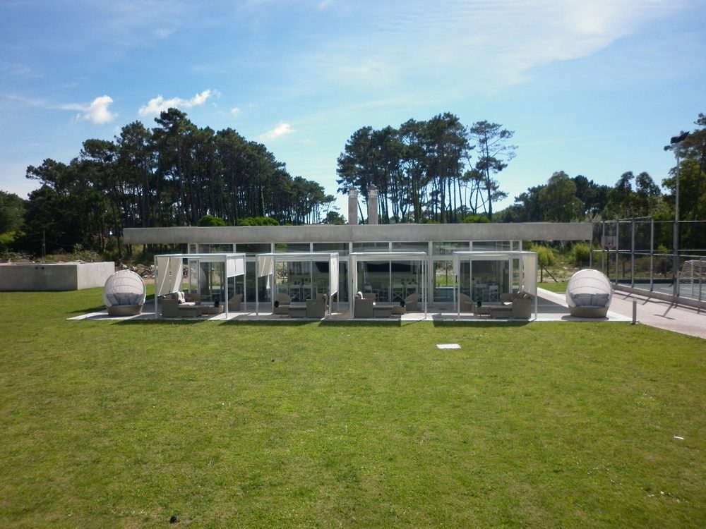 Facade of One I — Av. Roosevelt, Punta del Este
