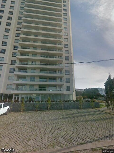 Fachada de Wind Tower — Playa Brava, Punta del Este