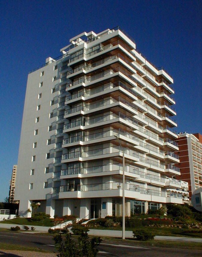 Building Acuario — photo 2