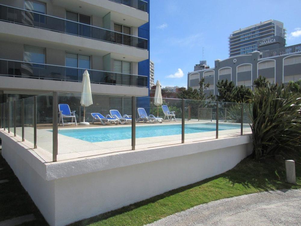 Building Arenas del Mar II — photo 3