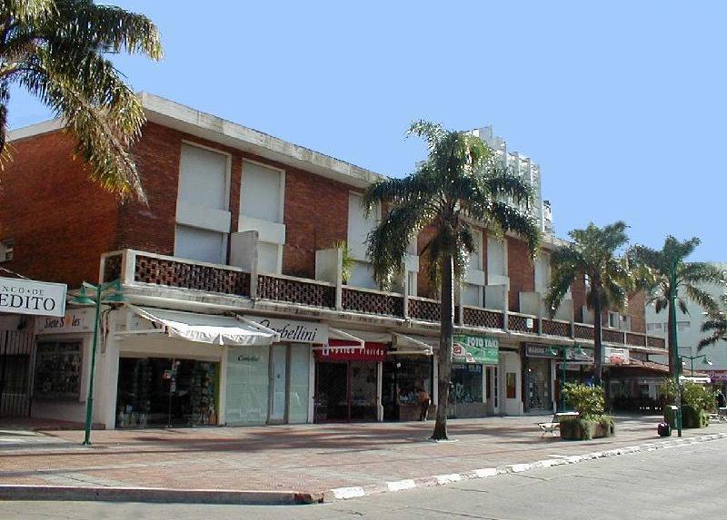 Edificio Benwi — foto 1