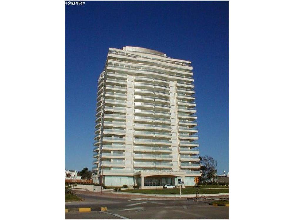 Coral Tower — photo 4