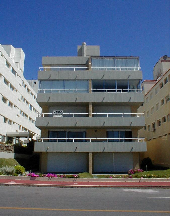 Edificio Costa Azul — foto 1