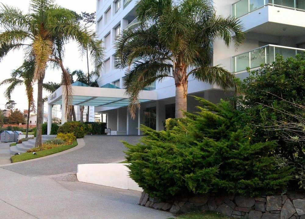 Immeuble Palm Beach — photo 1