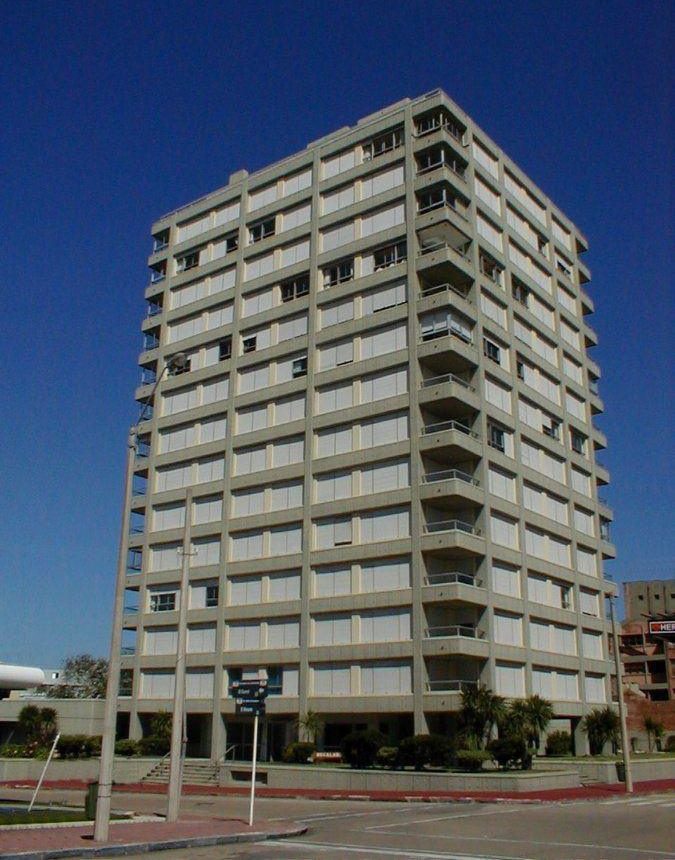 Immeuble Recalada — photo 1